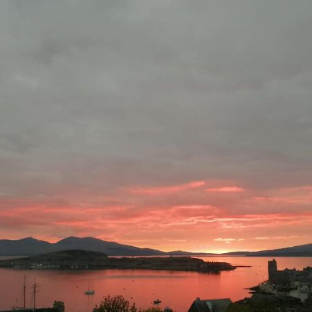 Central Oban Studio With Stunning View Buitenkant foto